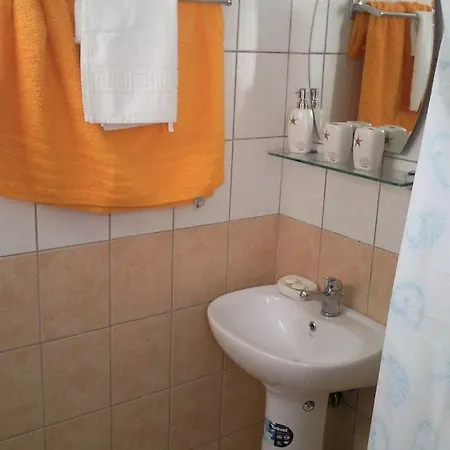 Room In Studio - Rock Garden Apartments By The Beach * Pefki (Rhodes)
