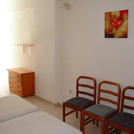 Room In Studio - Rock Garden Apartments By The Beach Pefki (Rhodes)